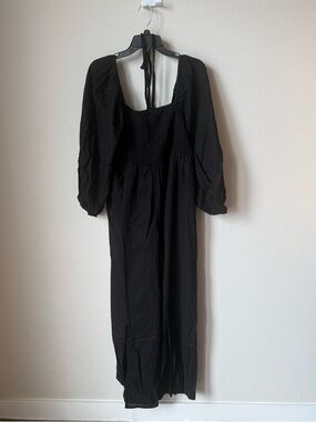 Black Square-Neck jumpsuit with Balloon Sleeves